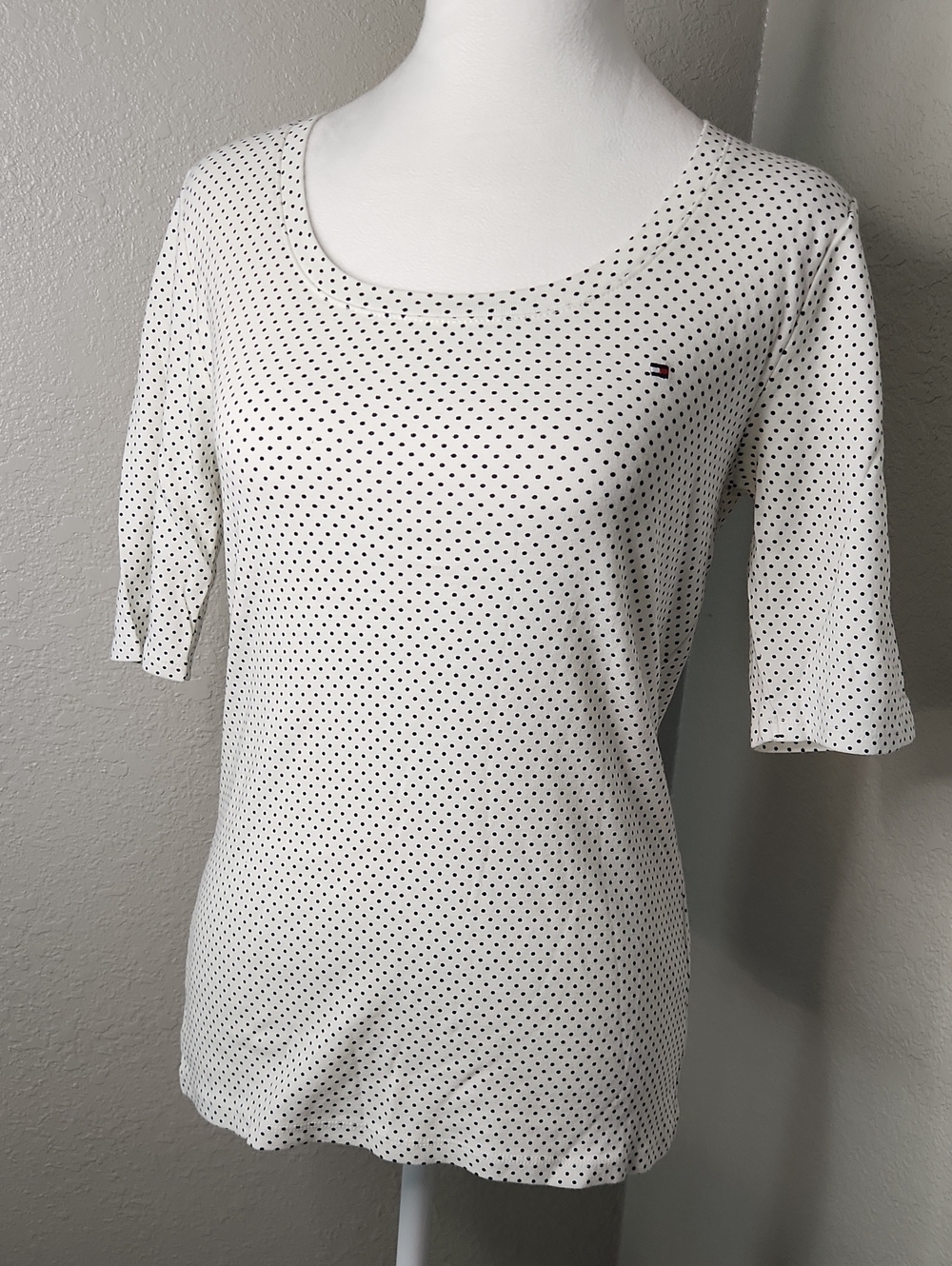 Tommy Hilfiger White Polka Dot Scoop Neck Tee with Flag Logo